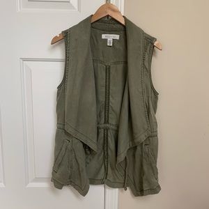 Kenneth Cole Reaction Khaki vest